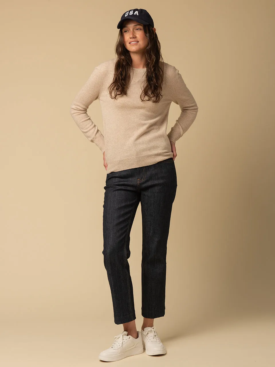 Classic Crew Neck Sweater_Oatmeal