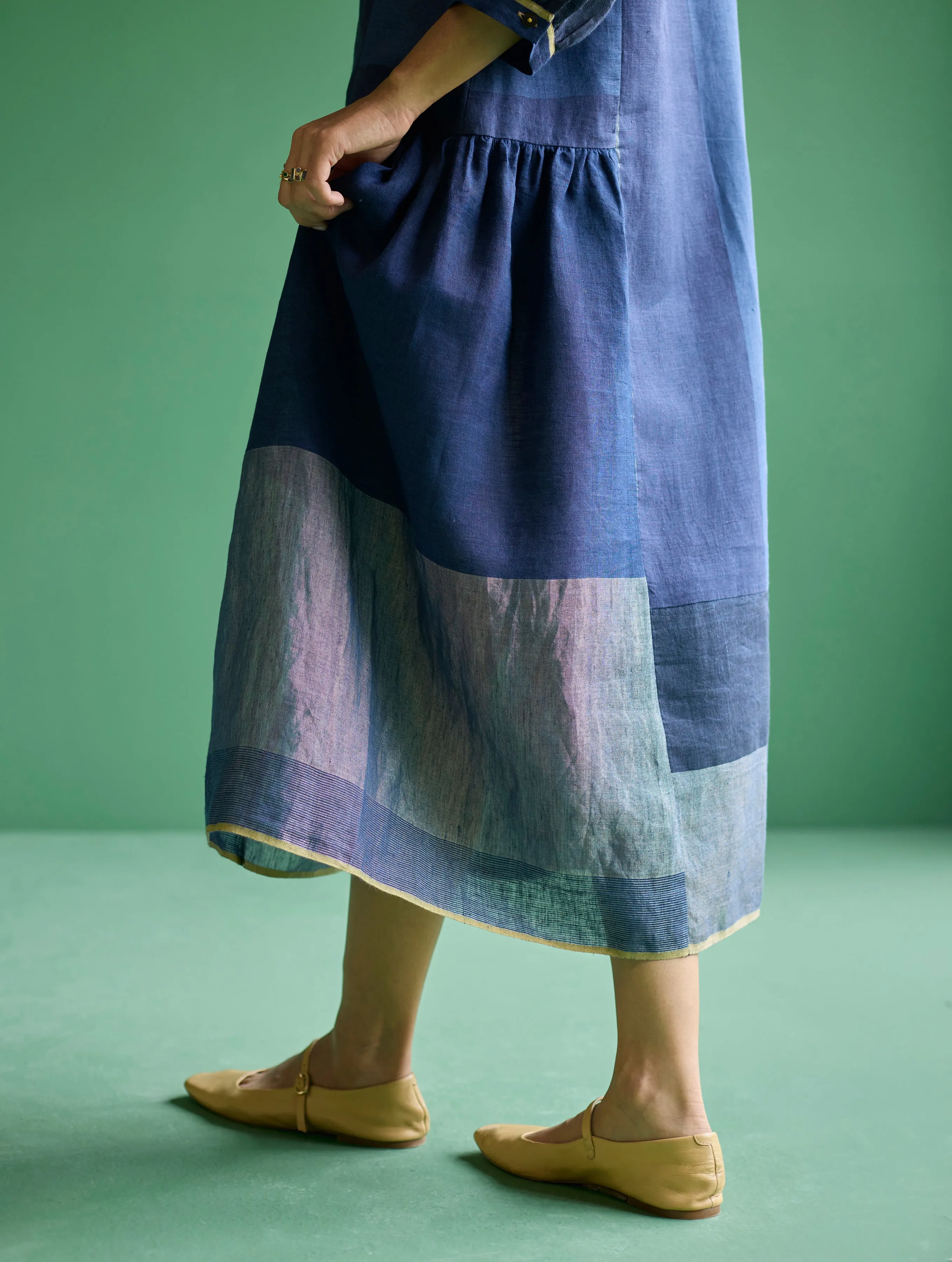 Nura Metallic Linen Paneled Dress - Navy