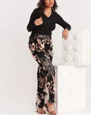 Tapered Fit Tapered & Relaxed Drawstring Printed Pants - Floral Black Print